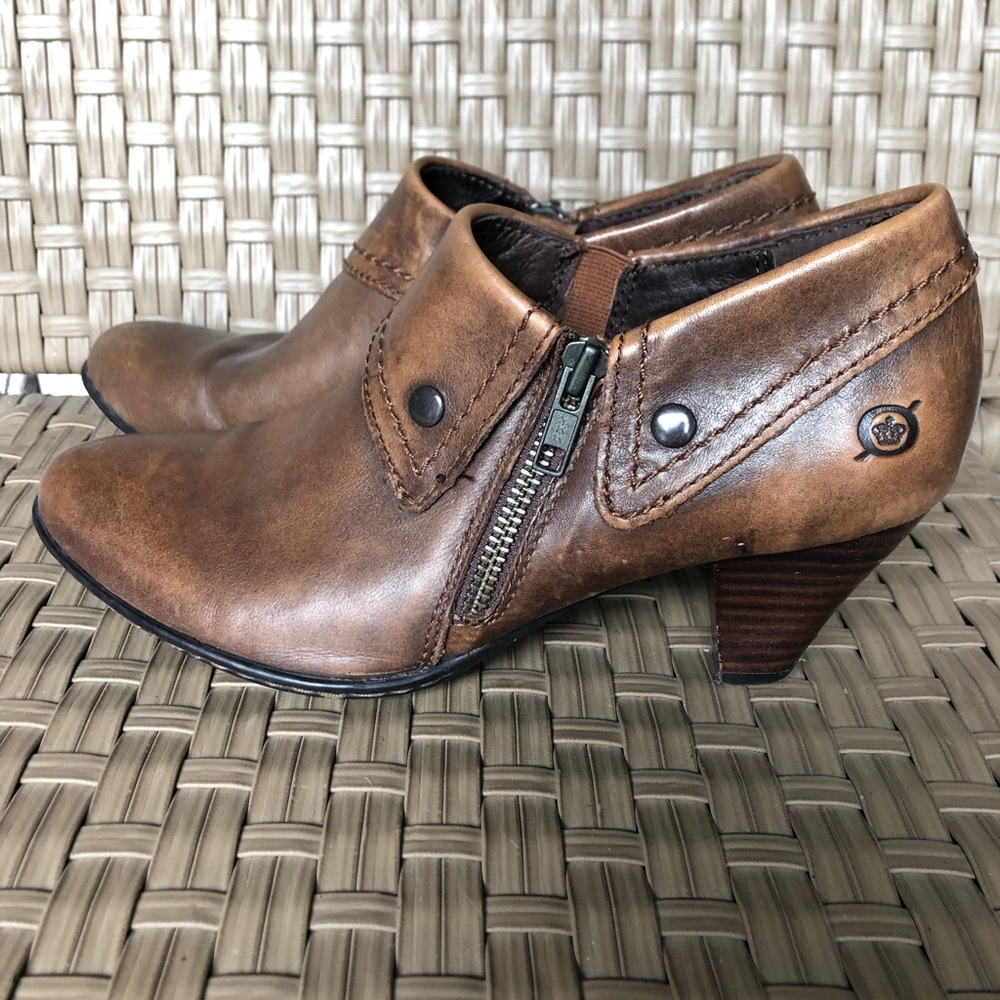 Born Tanya Marrone Short Ankle Boot Booties Size 6.5